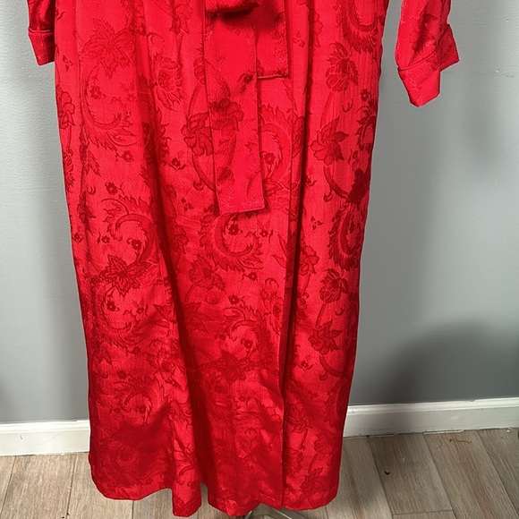 Vintage Victoria’s Secret Maxi / Long Belted Robe size P / S - Picture 2 of 16